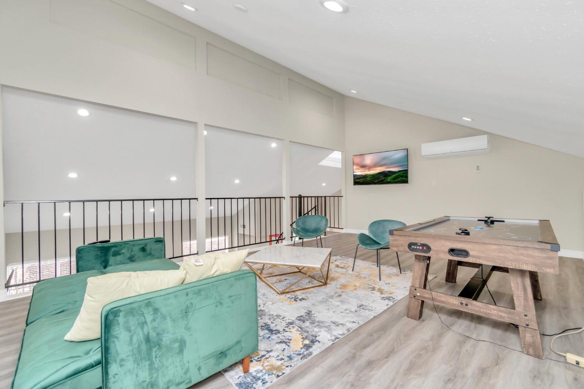 Villa 1976 Accessiblegem Jacuzzi Sleep13 Chinatown 20Mins Dt Houston Exterior foto