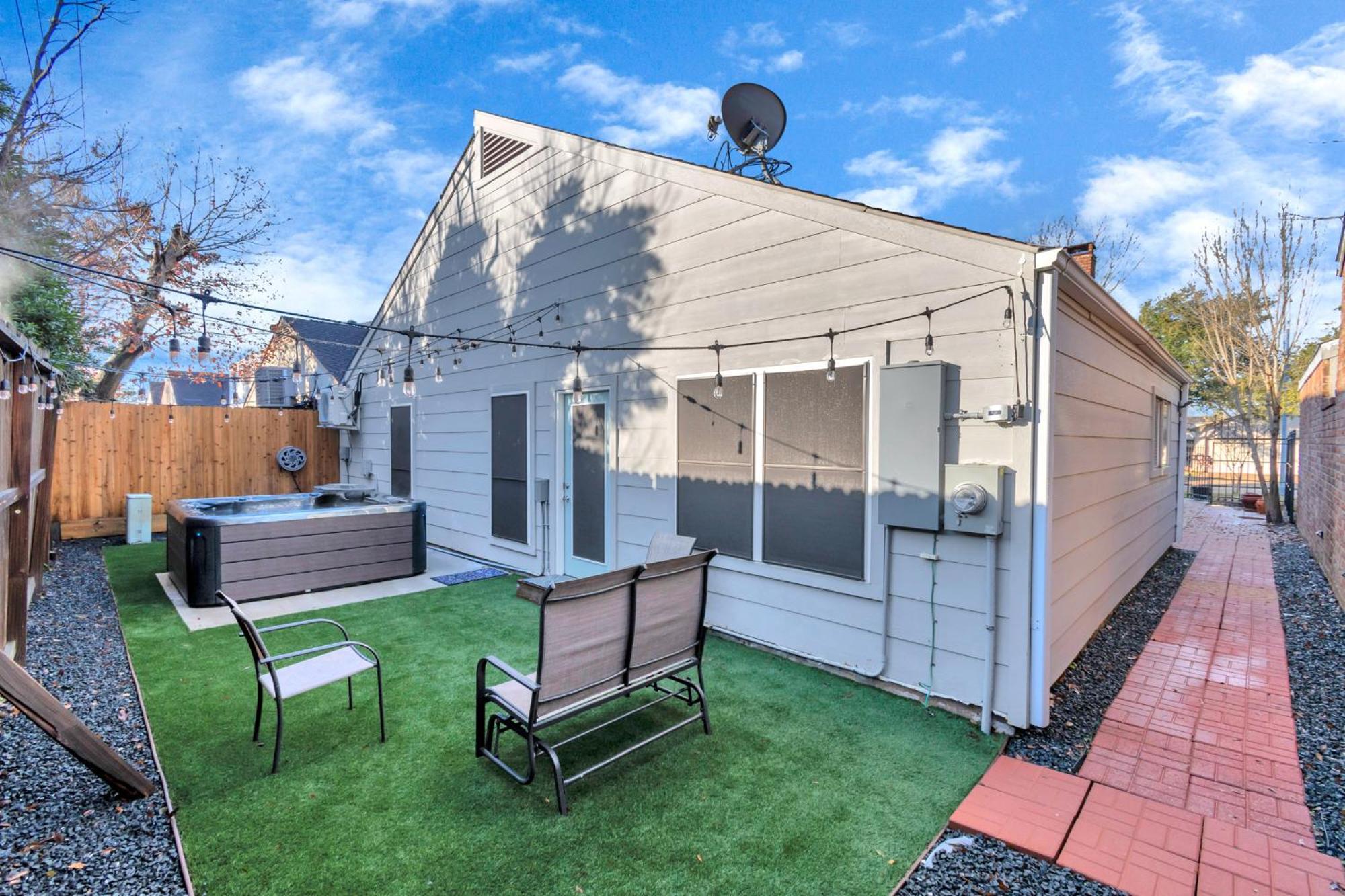 Villa 1976 Accessiblegem Jacuzzi Sleep13 Chinatown 20Mins Dt Houston Exterior foto