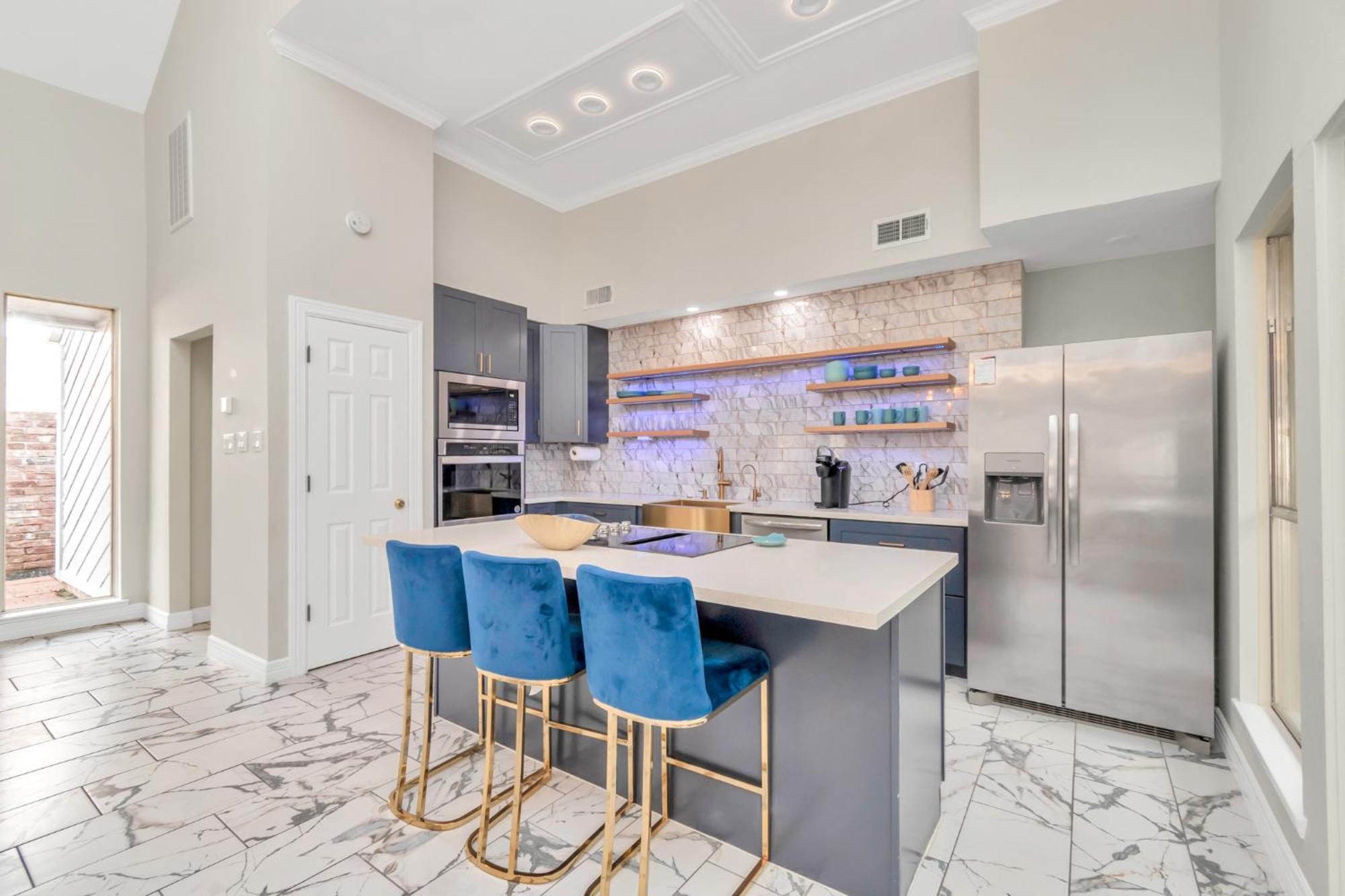 Villa 1976 Accessiblegem Jacuzzi Sleep13 Chinatown 20Mins Dt Houston Exterior foto