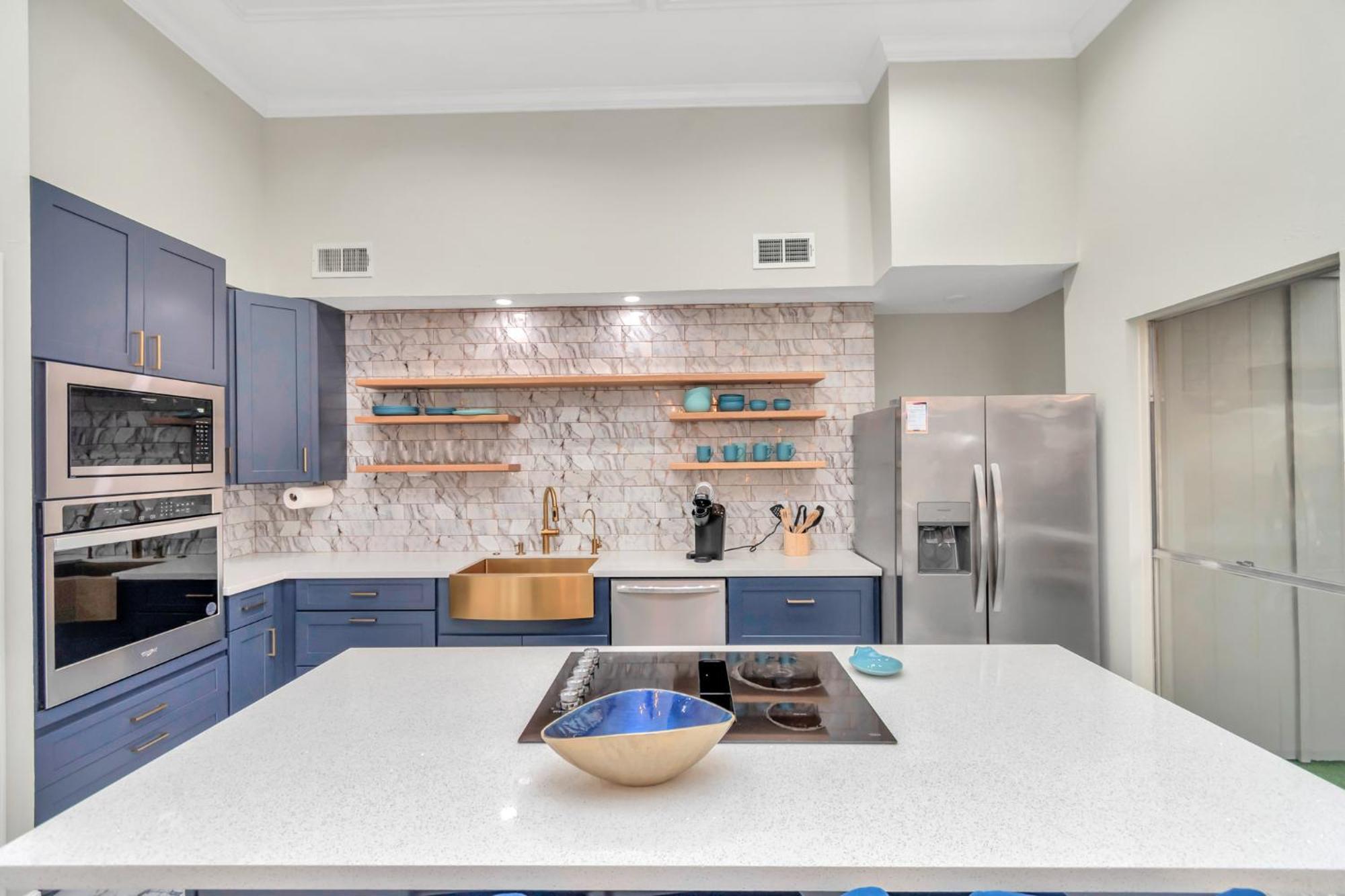 Villa 1976 Accessiblegem Jacuzzi Sleep13 Chinatown 20Mins Dt Houston Exterior foto