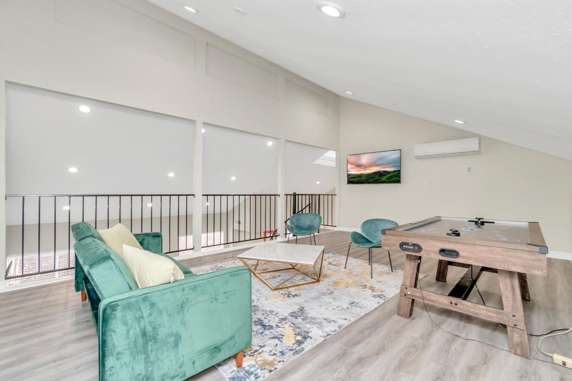 Villa 1976 Accessiblegem Jacuzzi Sleep13 Chinatown 20Mins Dt Houston Exterior foto